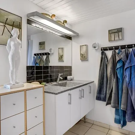 2 Bedroom Beautiful In * Koge